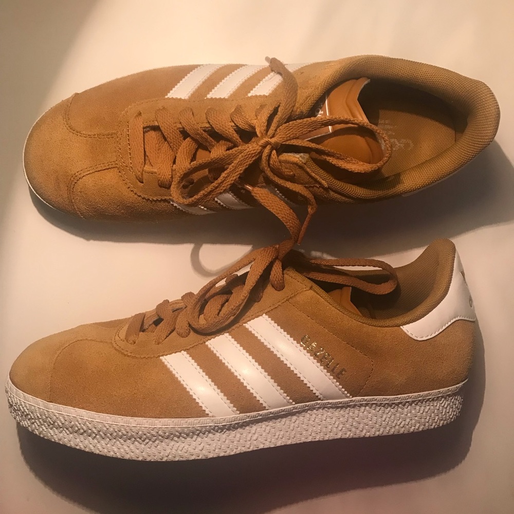 Adidas Gazelle Beige Shoes